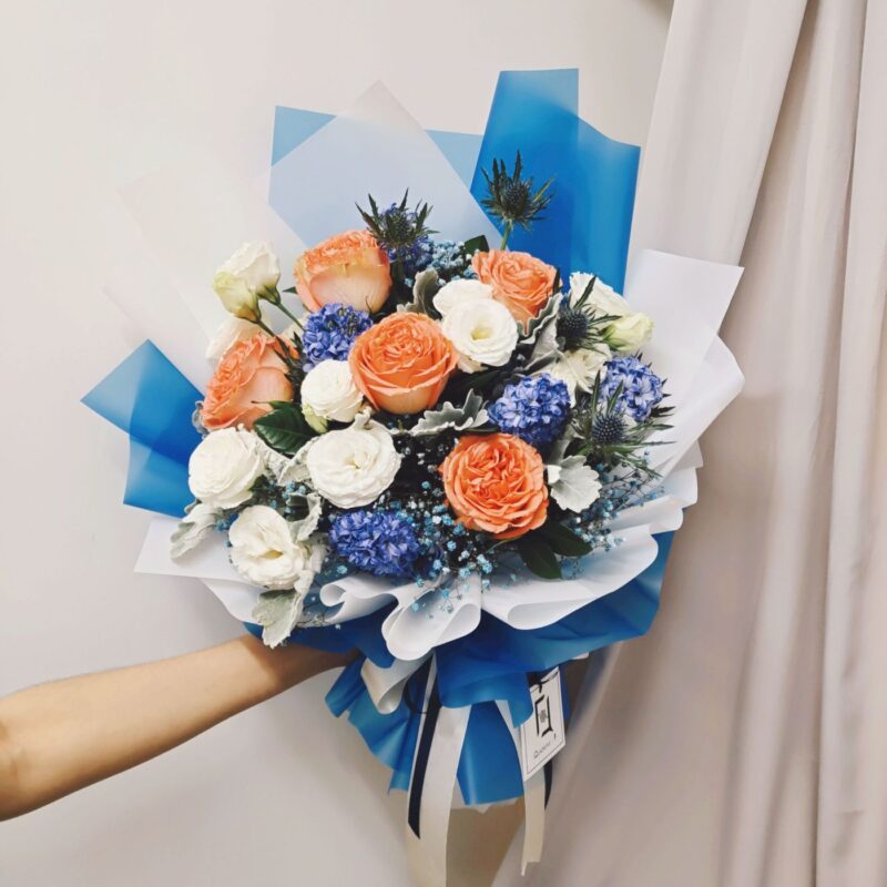 Orange Rose with Blue Hyacinth Bouquet Quadruple Flower BL010011 01