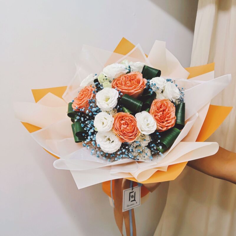 Orange Rose with Blue Baby’s Breath Bouquet Quadruple Flower BL010013 01