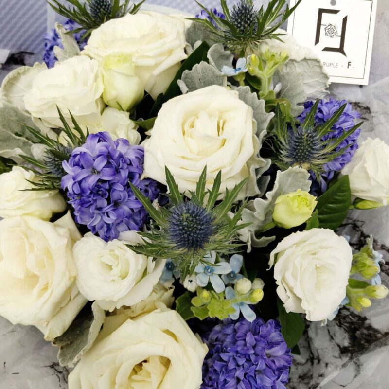 White Rose with Blue Hyacinth Bouquet Quadruple Flower BL010014 02