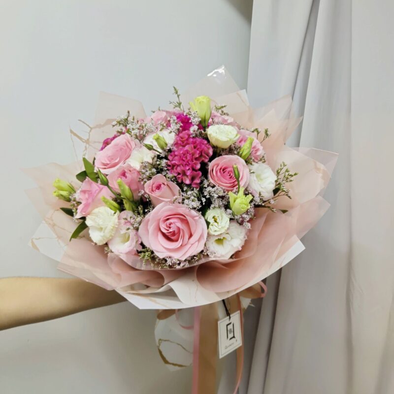 Pink Rose with Pink & White Eustoma Bouquet Quadruple Flower BL010020 01