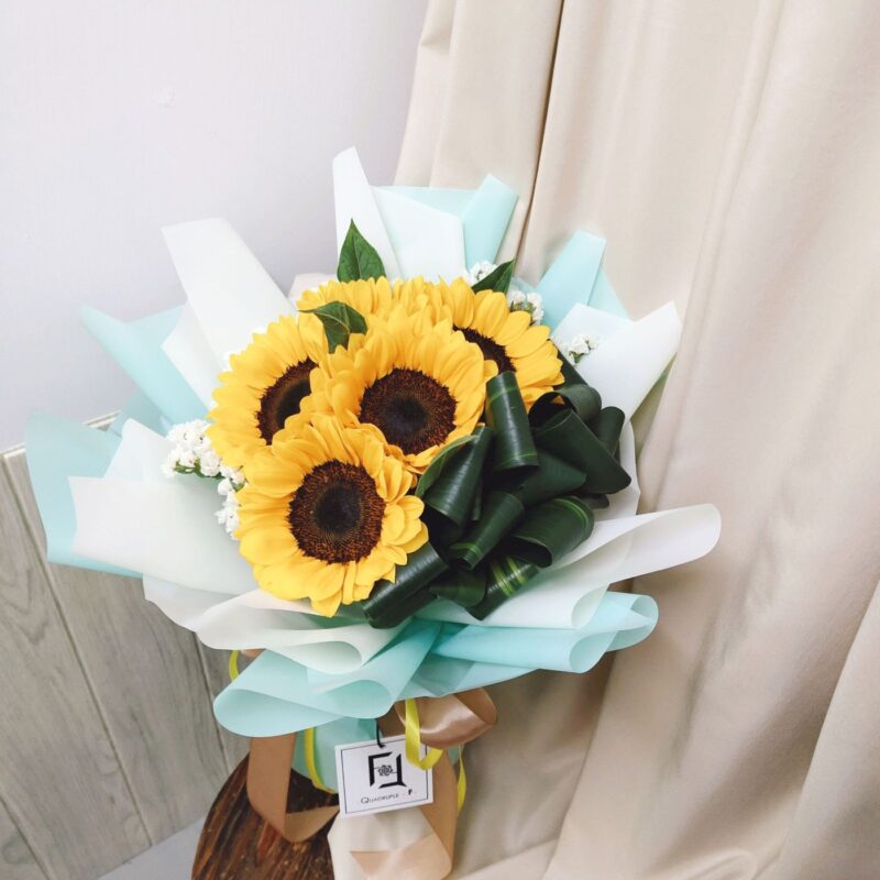 Sunflower with White Statice Bouquet Quadruple Flower BL060004 03