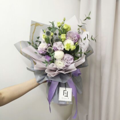 Purple Eustoma with White Pompon Bouquet Quadruple Flower BM100001 01