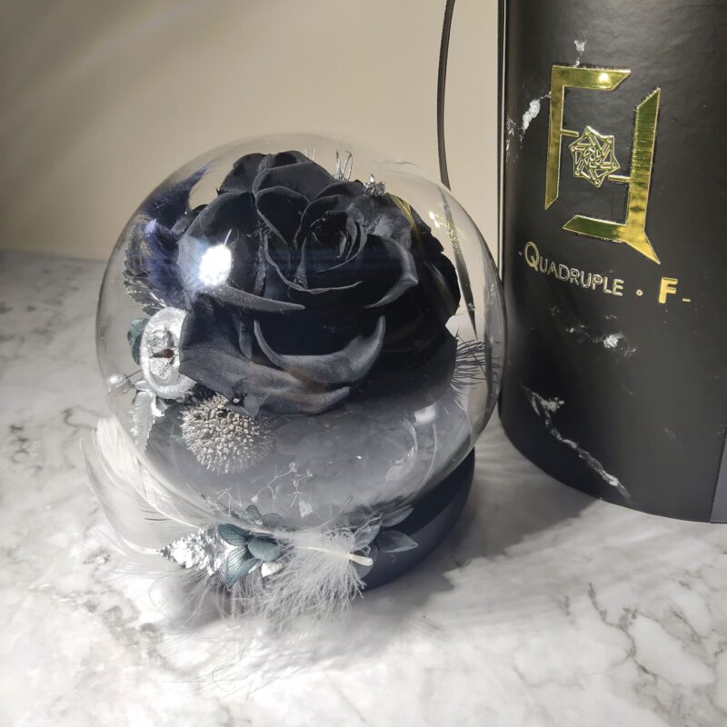 Preserved Flower Black Rose with Round Glass Dome Quadruple Flower PT010003 01