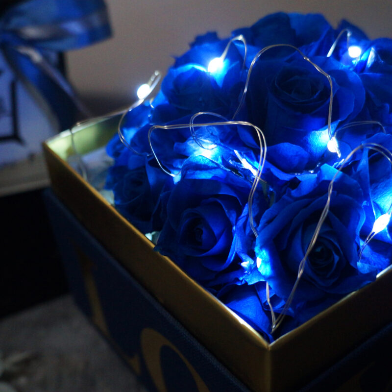 Preserved Flower Blue Roses Love Box (with Lights) Quadruple Flower PT010020 04
