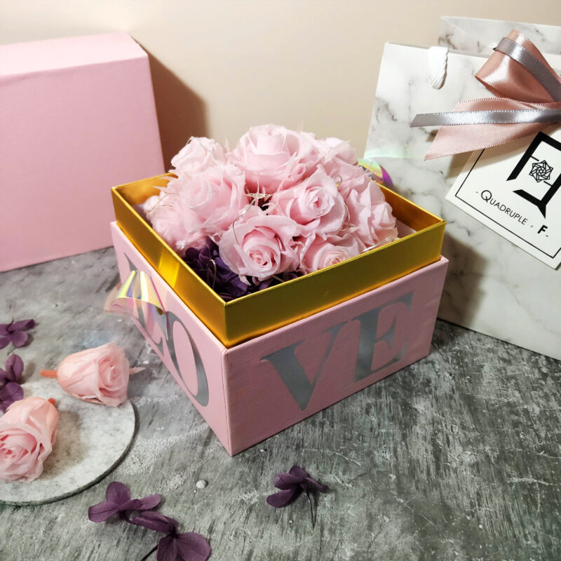 Preserved Flower Pink Roses Love Box (with Lights) Quadruple Flower PT010022 02
