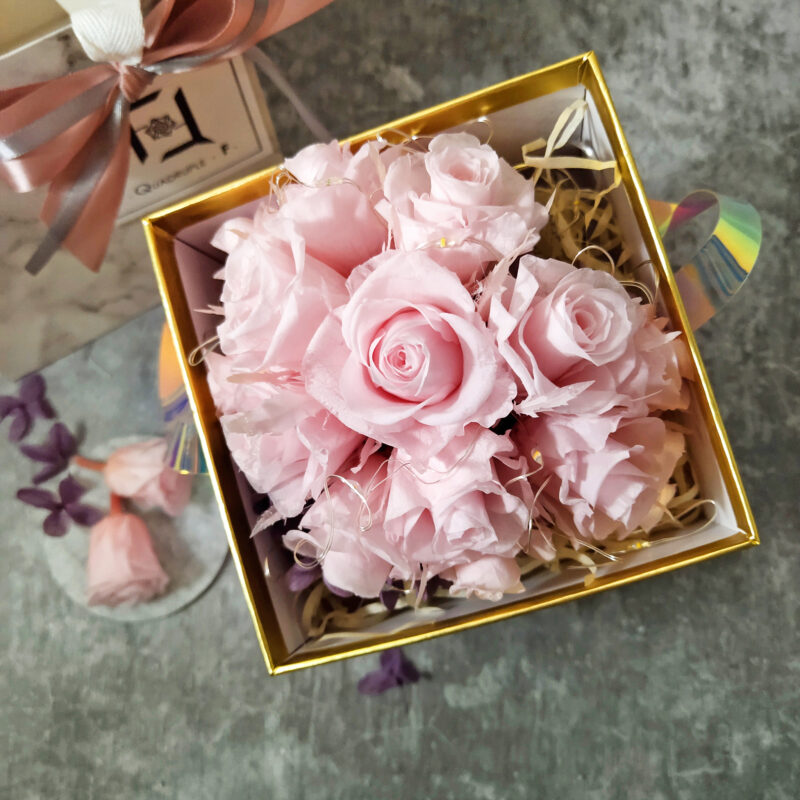 Preserved Flower Pink Roses Love Box (with Lights) Quadruple Flower PT010022 03