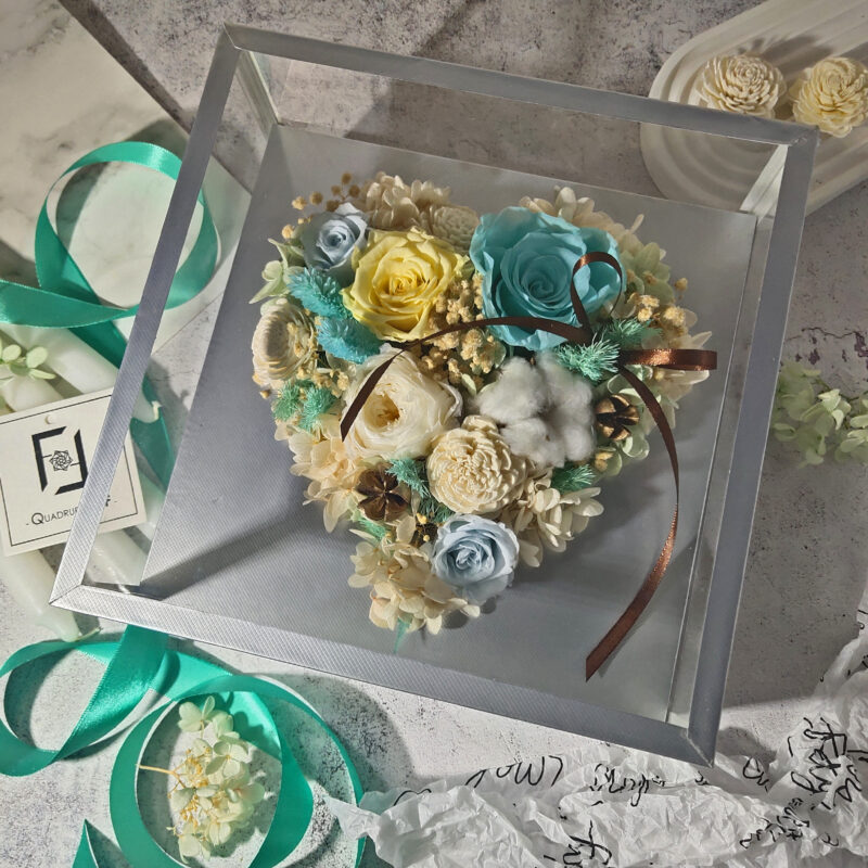 Preserved Flower Tiffany Rose Gift Box Quadruple Flower PT010055 03