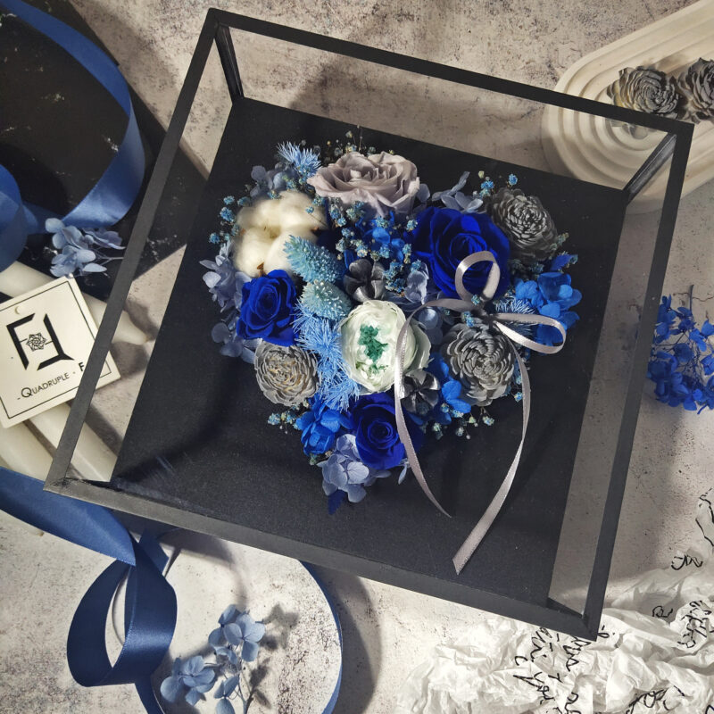 Preserved Flower Blue Rose Gift Box Quadruple Flower PT010056 03