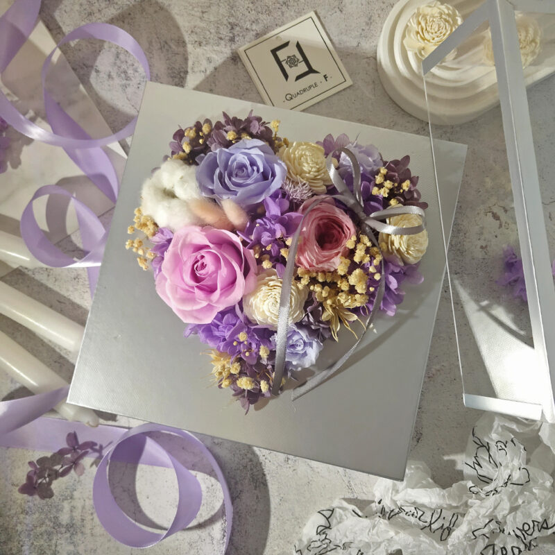 Preserved Flower Light Purple Rose Gift Box Quadruple Flower PT010059 01