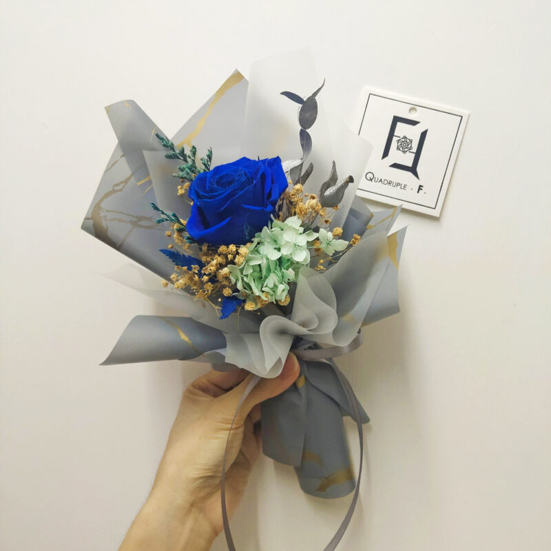 Preserved Flower Blue Rose Bouquet PB010019 03