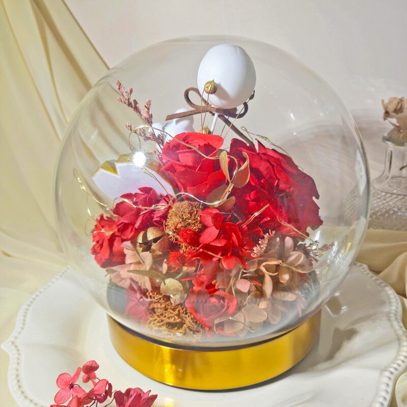 Preserved Flower Red Rose with Round Glass Dome PT010068