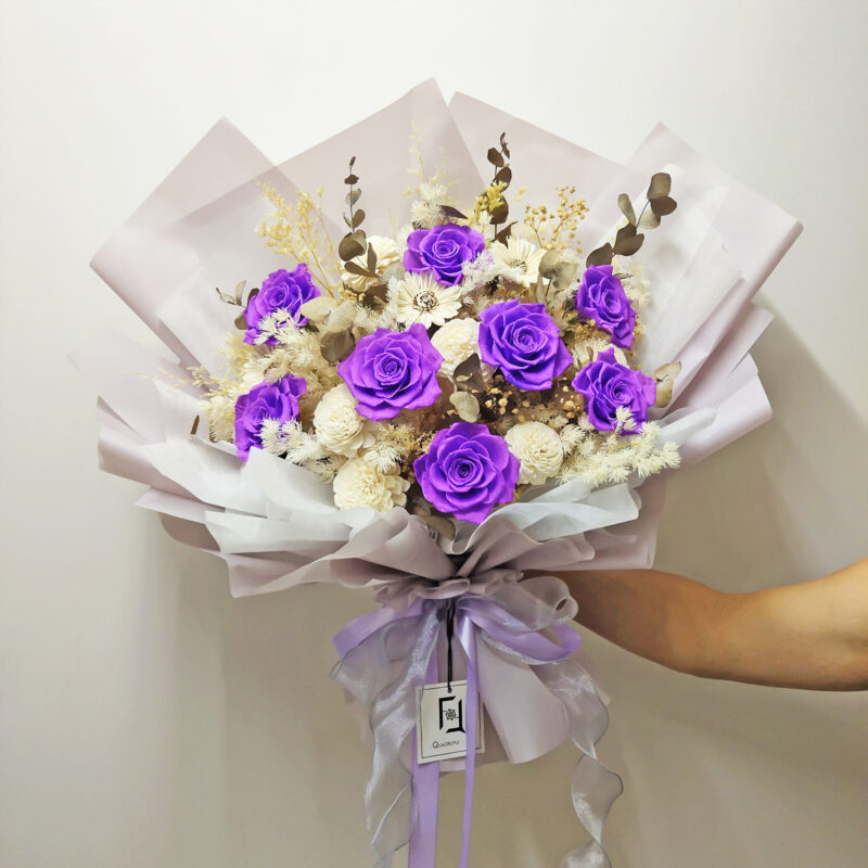 Elegant B.VIII | Preserved Flower Dark Purple Rose Bouquet