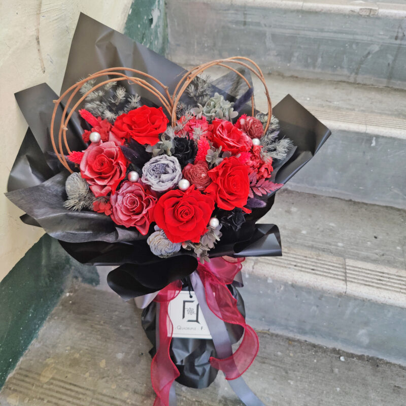 Classic B.Heart | Preserved Flower Red Rose Bouquet