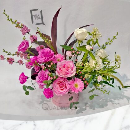 浪漫抱抱桶 | 粉紅玫瑰白玫瑰紫玫瑰枱花鮮花花桶 - TA010008