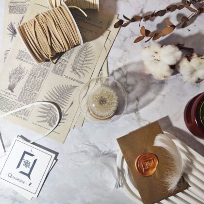 約定 | 永生花蒲公英水松木玻璃圓罩 - PT100008