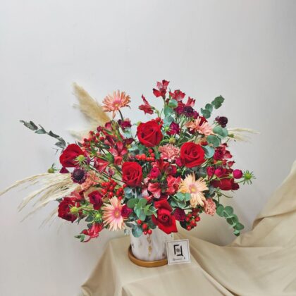 細膩真愛 | 紅玫瑰鮮花藝術枱花 - TA010003