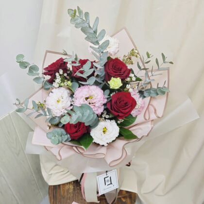 紅玫瑰粉洋桔梗鮮花花束 BL010001