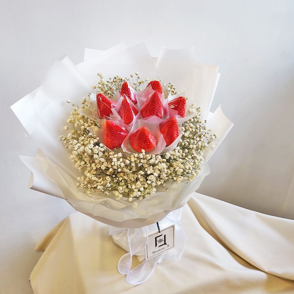 莓好純粹 | 日本士多啤梨滿天星鮮果鮮花花束 3 莓好純粹 | 日本士多啤梨滿天星鮮果鮮花花束 - BM100014