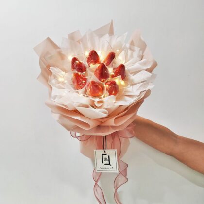 日本士多啤梨發光燈串鮮果花束 BM100015