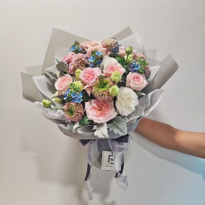 粉紅玫瑰錦鯉洋牡丹鮮花花束 BL010036