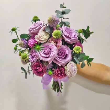 紫玫瑰松蟲草鮮花結婚花球連襟花 WB010005