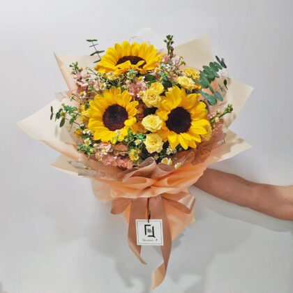 向日葵香檳紫羅蘭洋甘菊鮮花花束 BL060007
