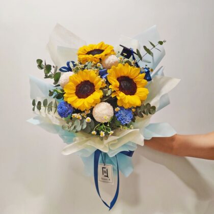 向日葵畢業帽乒乓菊鮮花花束 BL060005