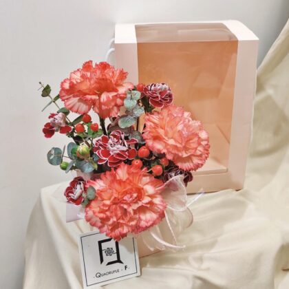 Burning Splendor | Orange-red Carnations & Red Coco Fresh Flower Box - TC070001