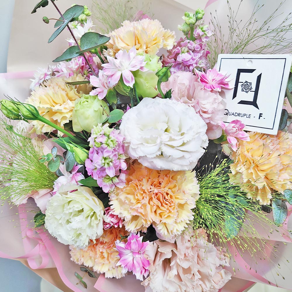 暮色星辰 | 粉邊香檳康乃馨粉紅康乃馨鮮花花束 2 暮色星辰 | 粉邊香檳康乃馨粉紅康乃馨鮮花花束 - BL070005