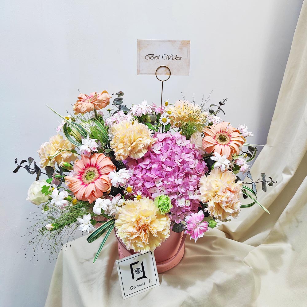 Blooming Prosperity | Pink Hydrangea & Pink-edged Champagne Fresh Flower Hug Bucket 3 Blooming Prosperity | Pink Hydrangea & Pink-edged Champagne Fresh Flower Hug Bucket - TA040003