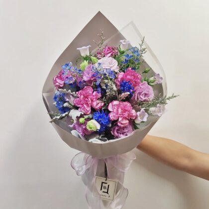 紫影幽蘭 | 紫康乃馨波浪紫洋桔梗鮮花花束 - BL070009