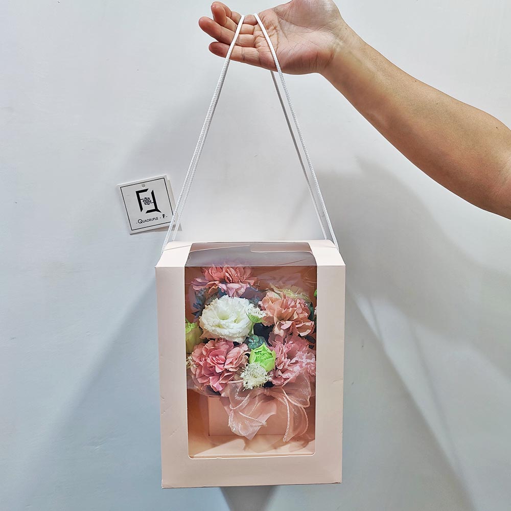 舊夢如詩 | 復古粉紅康乃馨波浪粉桔梗鮮花花盒 2 舊夢如詩 | 復古粉紅康乃馨波浪粉桔梗鮮花花盒 - TC070003