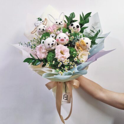 Cute Paradise | Animal-Shaped Ping Pong Mum Fresh Flower Bouquet - BL100005