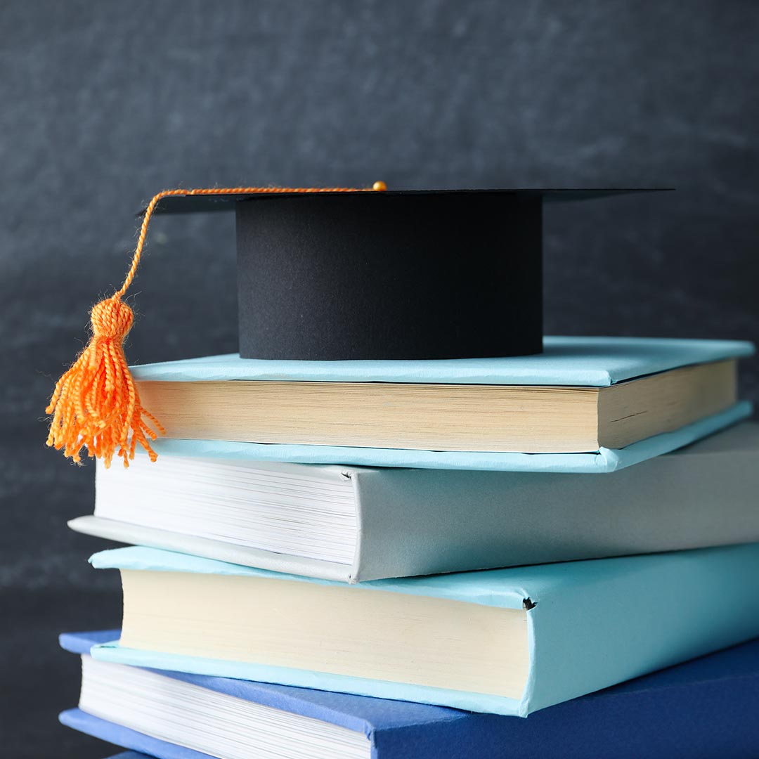 Graduation Flower Guide: 5 Common Graduation Flowers and Their Meanings