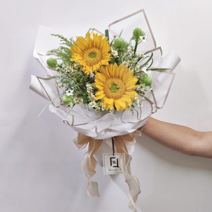 晨曦頌歌 | 綠芯向日葵大眼雀梅鮮花花束 - BM060011