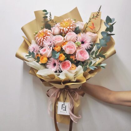 粉紅玫瑰橙粉大理花鮮花花束 BH010013