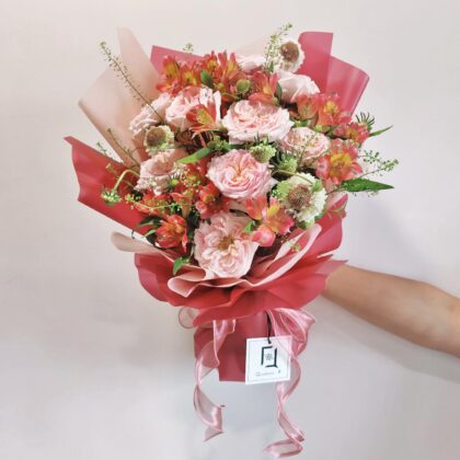 粉玫瑰小百合鮮花花束 BL010038