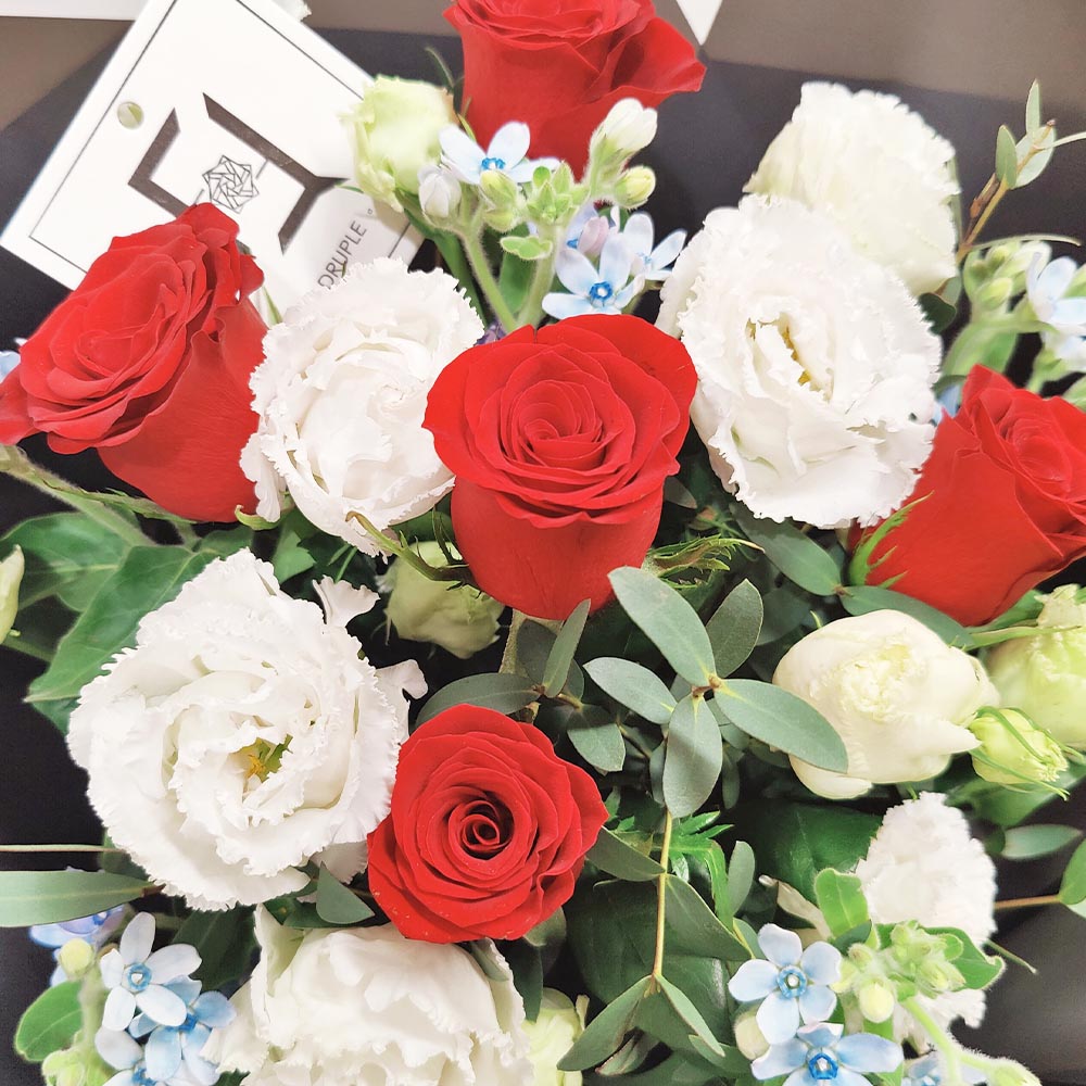 Midnight Spark | Red Rose & Tweedia Fresh Flower Bouquet 2 Midnight Spark | Red Rose & Tweedia Fresh Flower Bouquet - BM010025