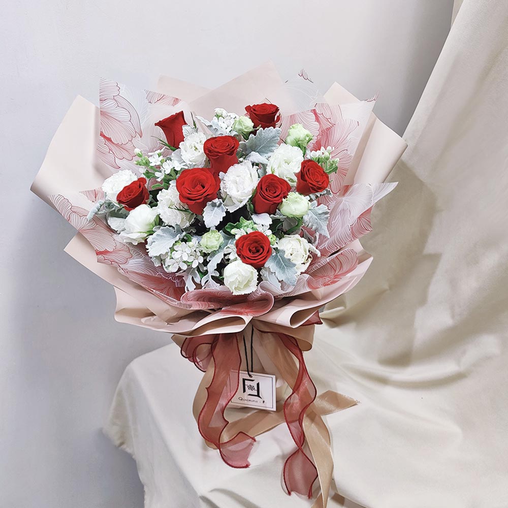 Crimson Mark | Red Rose & White Eustoma Fresh Flower Bouquet 3 Crimson Mark | Red Rose & White Eustoma Fresh Flower Bouquet - BL010050