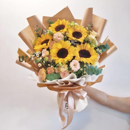 向日葵香檳洋桔梗洋甘菊鮮花花束 BH060001