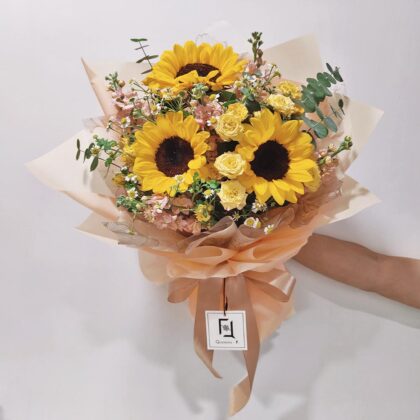 向日葵香檳紫羅蘭洋甘菊鮮花花束 BL060007