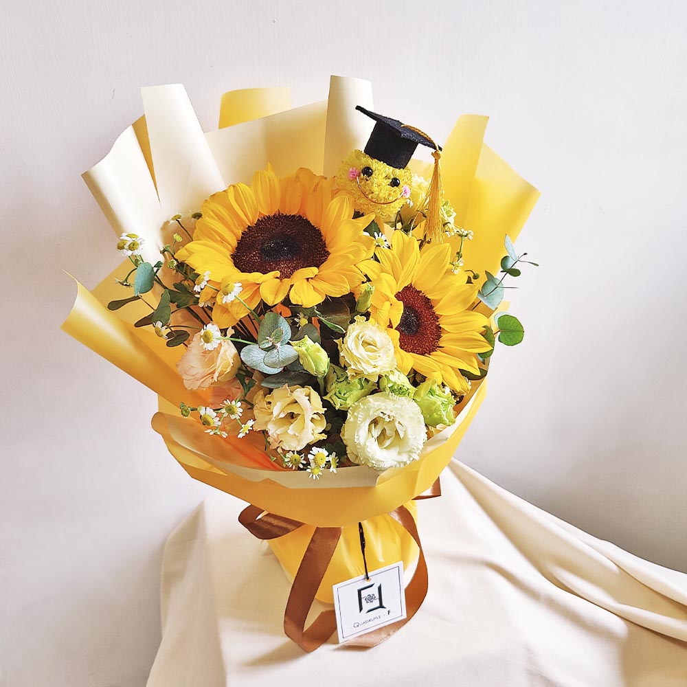 Dream Launch | Sunflower, Daisy & Graduation Cap Fresh Flower Bouquet 3 Dream Launch | Sunflower, Daisy & Graduation Cap Fresh Flower Bouquet - BM060006