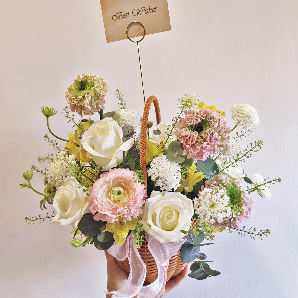 Koi Radiance | White Rose & Koi Ranunculus Hand-Carried Fresh Flower Basket 1 Koi Radiance | White Rose & Koi Ranunculus Hand-Carried Fresh Flower Basket - TP010005