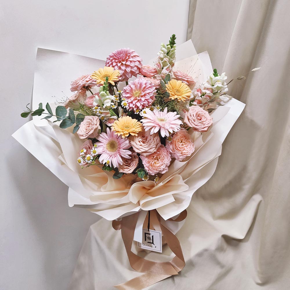 Jade Dew | Vintage Rose & Cream Dahlia Fresh Flower Bouquet 3 Jade Dew | Vintage Rose & Cream Dahlia Fresh Flower Bouquet - BL010057