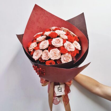 Rouge Sunset | Vintage Rose & Red Spray Rose Fresh Flower Bouquet - BL010059