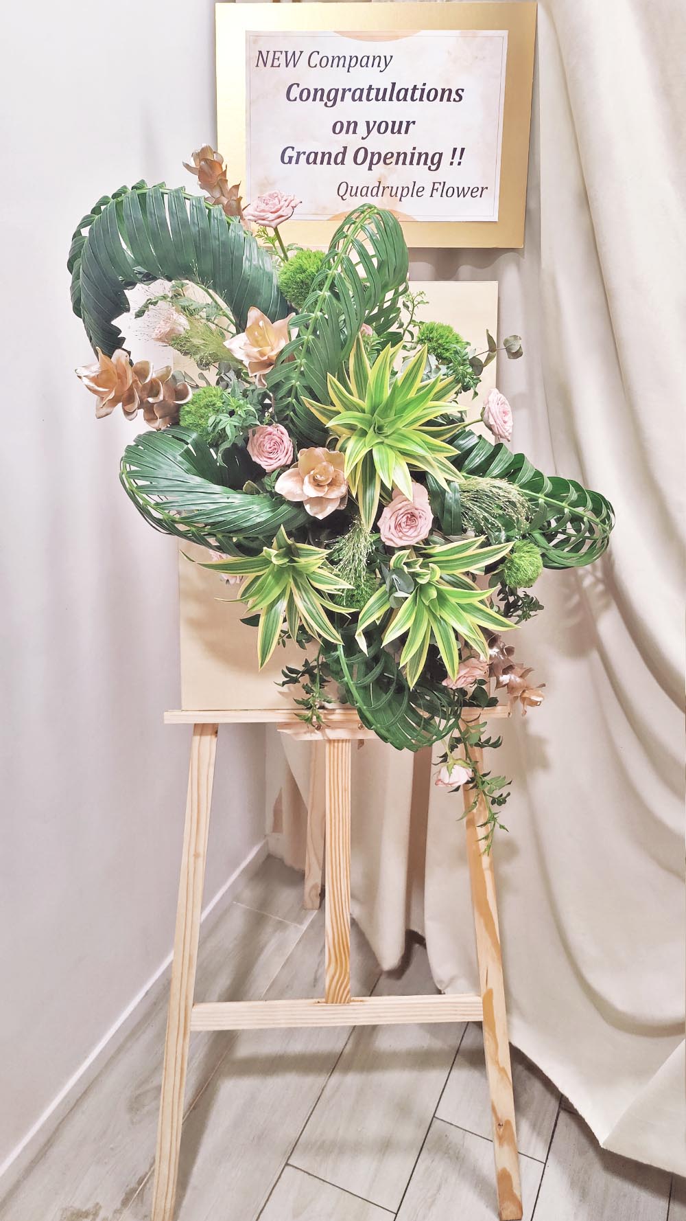 Artistic Gilded Elegance | Vintage Rose & Curcuma Congratulatory Opening Easel Fresh Flower Stand 4 Artistic Gilded Elegance | Vintage Rose & Curcuma Congratulatory Opening Easel Fresh Flower Stand - FS010007