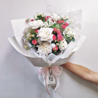韶光初雪 | 白玫瑰風鈴花鮮花花束 - BL010060